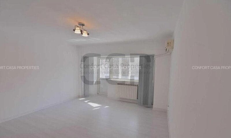 Decebal, stradal, renovat recent, metrou Piata Muncii